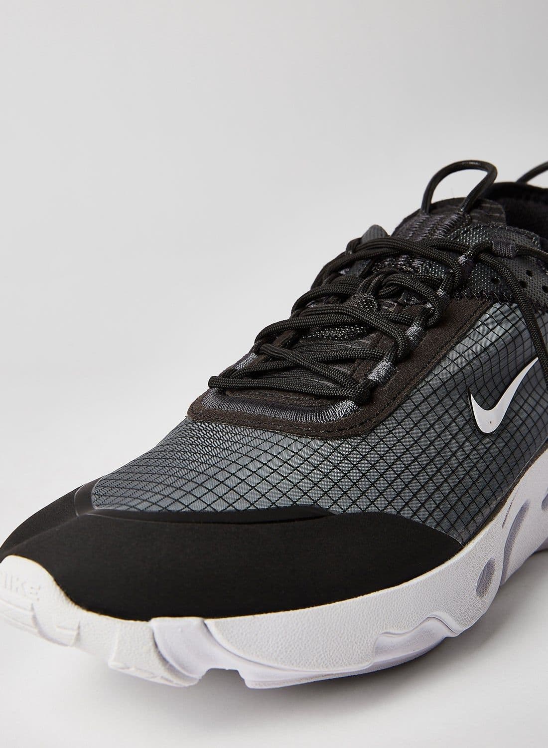 React Live Sneakers Black/White-Dk Smoke Grey image - FreshCart