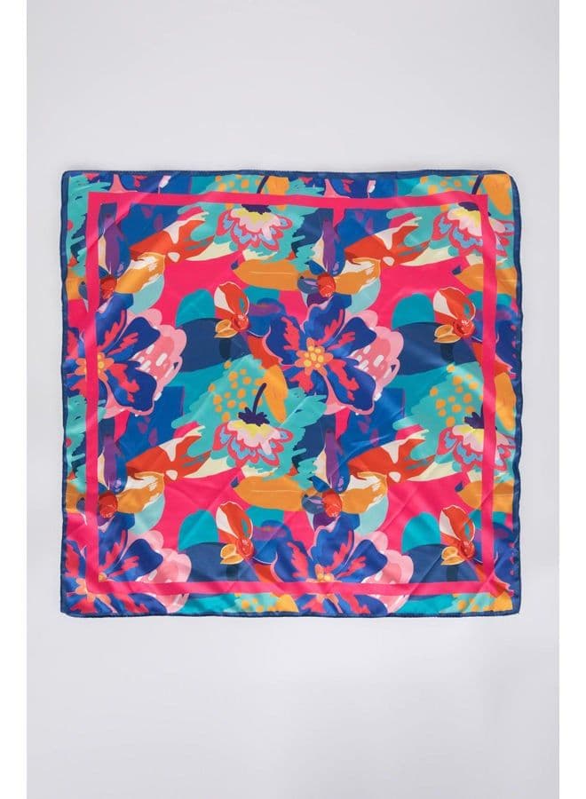 Woman Shawl image - FreshCart