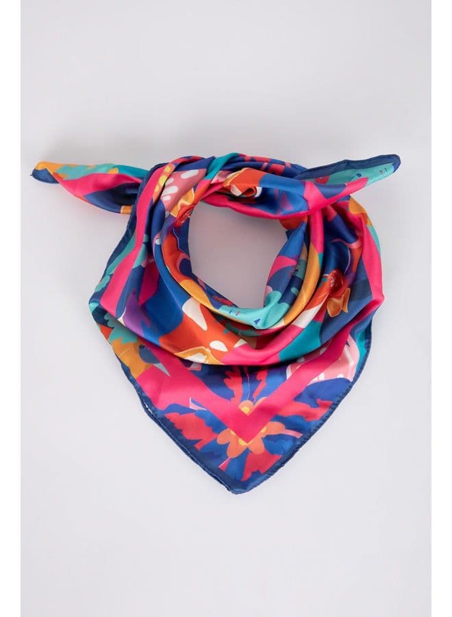 Woman Shawl image - FreshCart